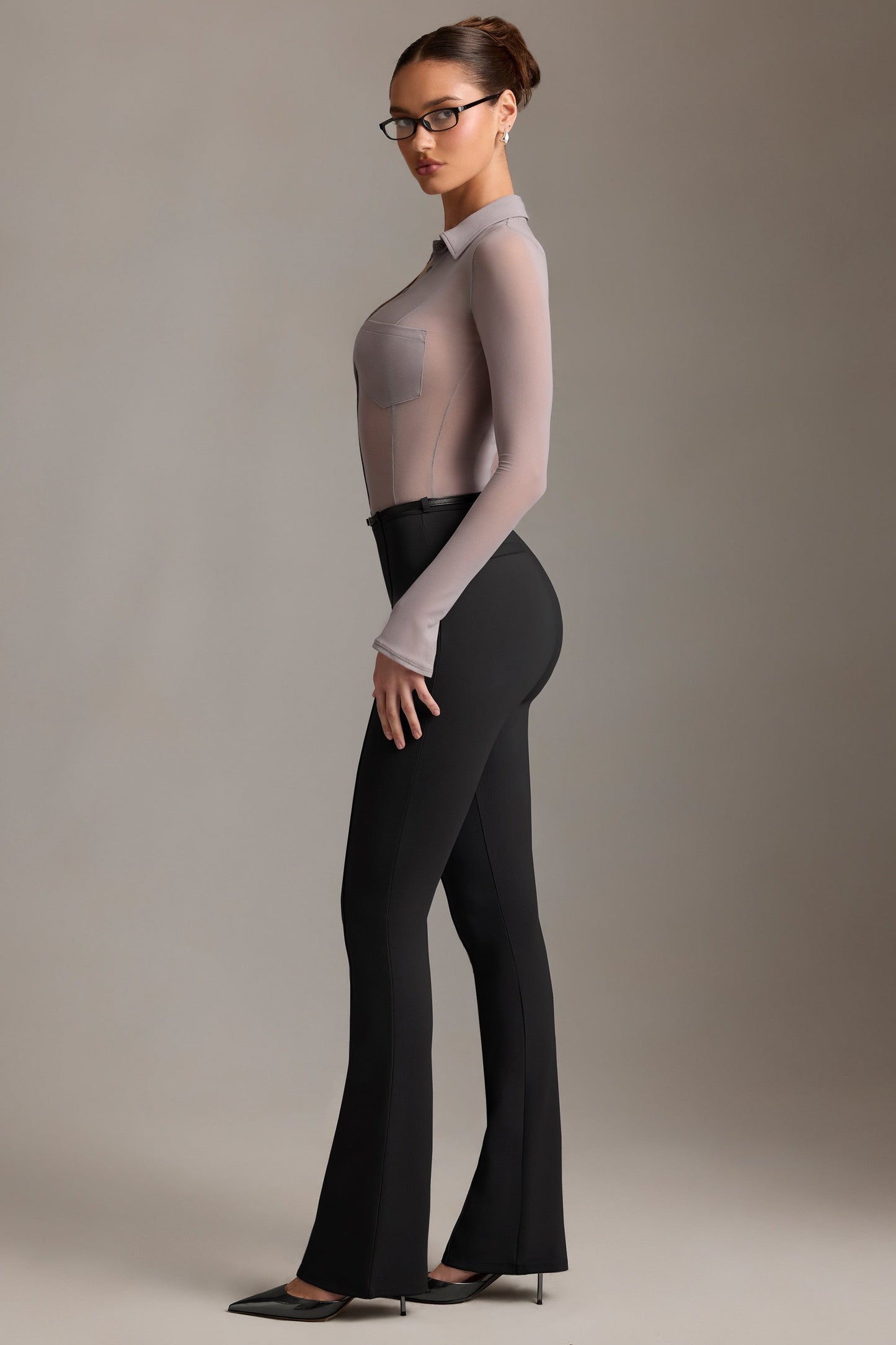 Low-Rise Flared Trousers in Black